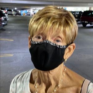 Meet your Posher, Debbie